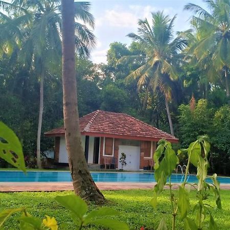 Soba Lanka Holiday Resort Melsiripura Exterior foto